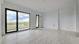Studio Nou in Complex Privat pe Malul Lacului     - imagine 10