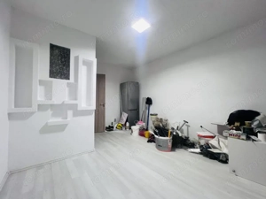  Garsoniera, 21 mp utili, renovata, etaj 4, zona Sagului- Shopping City