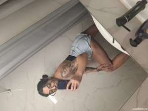 Buna.  Ma numesc  andreea depasare