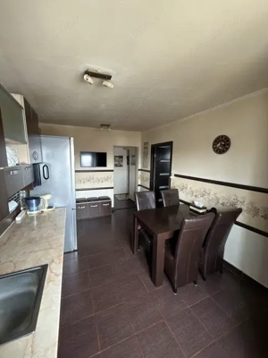 Vand ap.3 camere in Zona Judetean, et.4, suprafata utila de 68 mp.