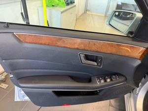 Mercedes-Benz E 220 BlueTEC Break   2015   Automat  - imagine 3