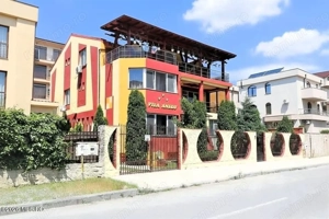 Mamaia Nord - Langa Mare, pensiune la cheie, 11 camere, 9 bai!