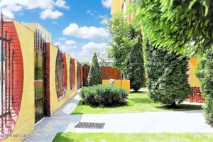 Mamaia Nord - Langa Mare, pensiune la cheie, 11 camere, 9 bai! - imagine 4