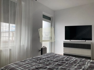 Casa moderna cu 3 camere 2 bai balcon si curte privata in Turnisor - imagine 7
