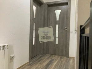 Casa moderna cu 3 camere 2 bai balcon si curte privata in Turnisor - imagine 12