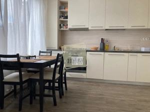 Casa moderna cu 3 camere 2 bai balcon si curte privata in Turnisor - imagine 6