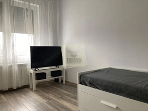 Casa moderna cu 3 camere 2 bai balcon si curte privata in Turnisor - imagine 10