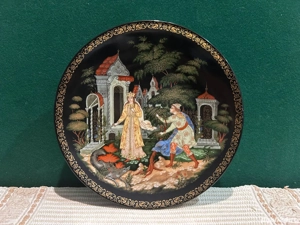 Farfurie de Colecție Elena The Fair Basme Rusești Ediție Limitată