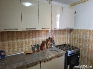 Vând apartament 4 camere - imagine 10