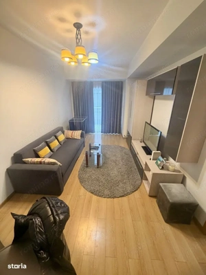 Langa ESO. Decomandat. Etaj 1.