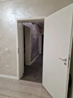 Apartament cu 2 camere DECOMANDAT etjul 2 la cateva minute de hotel IQ BRAYTIM - imagine 8