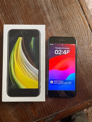 iPhone SE 64GB stare foarte buna cutie cablu