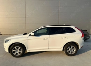 Volvo XC60 AWD Automat 2.4 D5   Cameră, pilot, climatronic