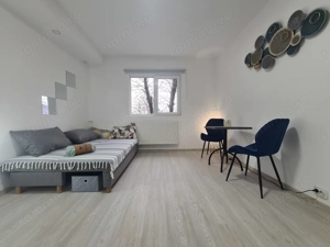 Garsoniera compacta 3 min M 1 decembrie DB1570