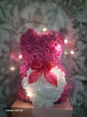 Ursulet trandafiri cu led