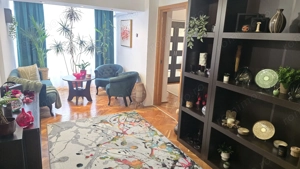 Vand apartament cu 3 camere in Deva, etaj 1, din anul 2000, suprafata tabulara de 156,9 mp, BOXA - imagine 4