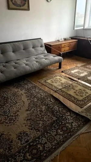 Aleea F. C. Ripensia | 3 camere | 68 mp | Balcon | Boxă | Bloc reabilitat