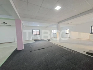 Casa de locuit + spatiu comercial de vanzare in Cisnadie - imagine 19