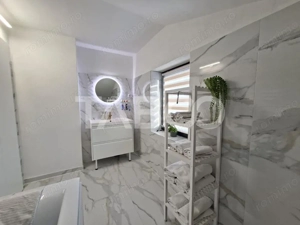 Casa de locuit + spatiu comercial de vanzare in Cisnadie - imagine 12