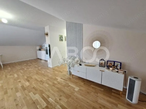 Casa de locuit + spatiu comercial de vanzare in Cisnadie - imagine 4