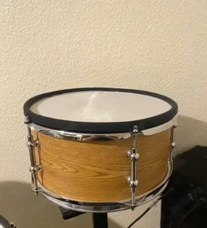 Toba Electrică Tom Snare 