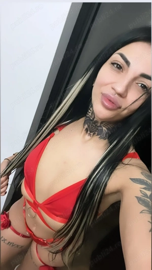 betty confirm cu tataujele 