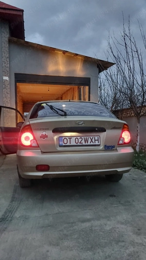 Vand hyunday accent  - imagine 4