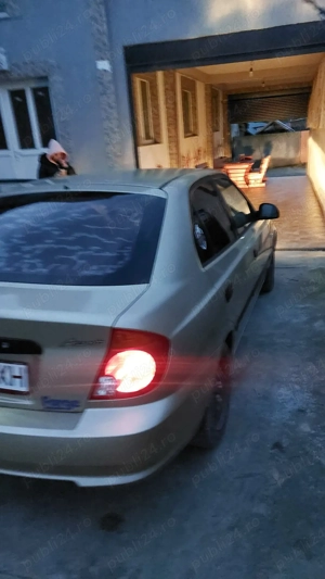 Vand hyunday accent  - imagine 3