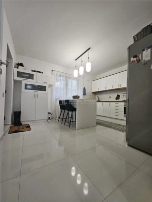 Vila P+1+M 270 mp - Militari Residence   priza EV - imagine 17