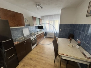 Apartament 2 camere, decomandat, etaj 3/4 ȘTEFAN CEL MARE 