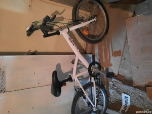 Vând bicicleta  pentru copii 