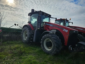 VERSATILE MFWD 310 Agricultural Tractor