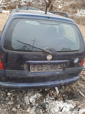 Dezmembrez Opel Vectra B Caravan – motor, cutie, caroserie - imagine 2