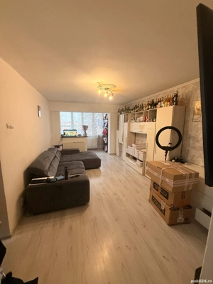 Vând apartament cu 3 camere Aradul Nou