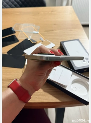 iphone 15 pro white - imagine 3