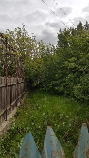 Teren cu casă demolabila  - imagine 3