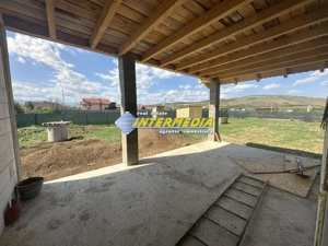 Vanzare TEREN Intravilan 571 mp imprejmuit case langa in Barabant Alba iulia - imagine 2