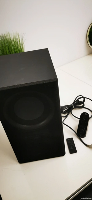 Vand subwoofer Altec Lansing MX5021 cu modul comanda si telecomanda defect, fara sateliti.