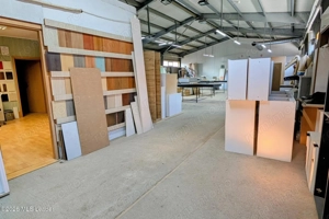 Pantelimon - Selgros, Hala 577 mp, Teren 850 mp. Separat: Vila 180 mp - imagine 6