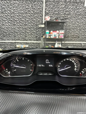 Peugeot 2008SUV UNIC proprietar  - imagine 7