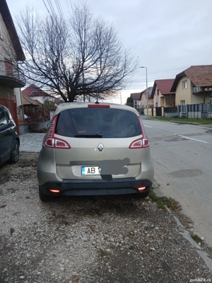 Vand Scenic3 1.6dci. 2011   3750 euro - imagine 3
