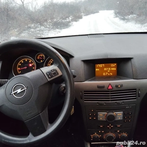 Vand sau schimb Opel Astra H