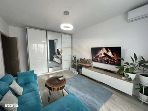 Apartament 2 camere decomandat, 54 mp, etaj 1, balcon, metrou Păcii