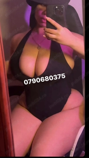 Pentru prima data aici ,bruneta plinuță te astept 