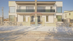 Duplex modern, cu panoramă fantastică asupra munților, Rașnov