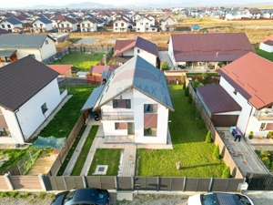 Comision 0% | Casa P+M cu terasa, semineu | 400 mp teren, Izvor!