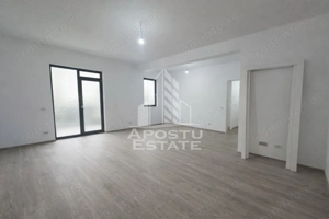 Apartament cu 2 camere, semidecomandat, etaj 2, zona Lidl din Giroc - imagine 2