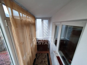 Apartament cu 2 camere, semidecomandat, etajul 2, zona Sagului - imagine 7