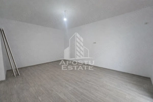 Apartament cu 2 camere, semidecomandat, etaj 2, zona Lidl din Giroc - imagine 4