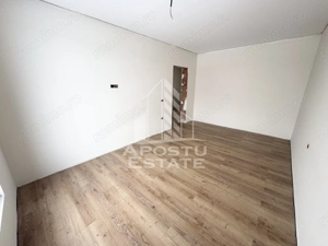 Case insiruite cu 3 camere, bucatarie inchisa, toate utilitatile. - imagine 7